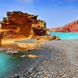 lanzarote-vacation-apartment-b-rent-a-car.in-canary-islands.com/