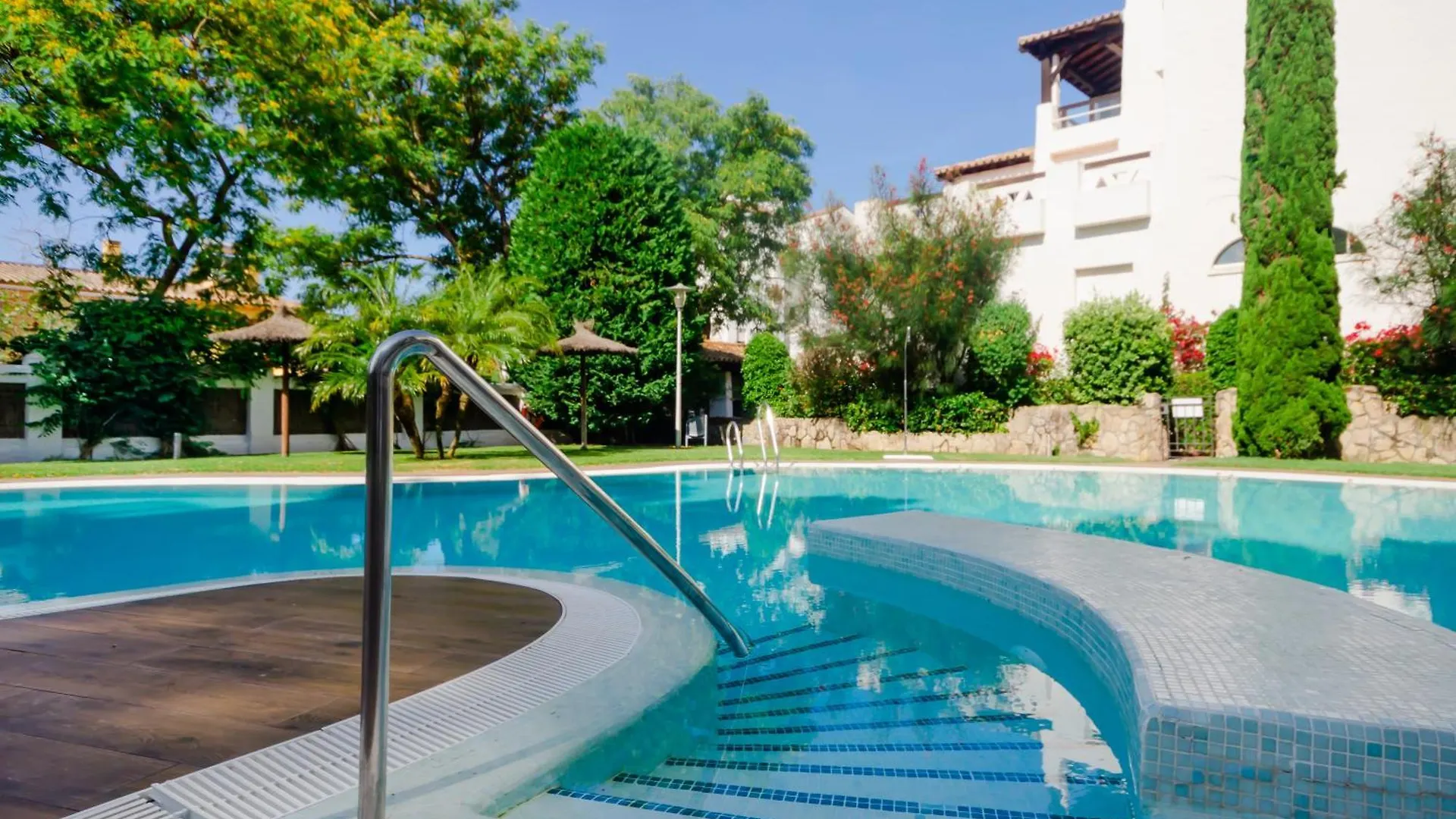 Masapartamentos El Puerto El Puerto de Santa María 0*,  Španělsko